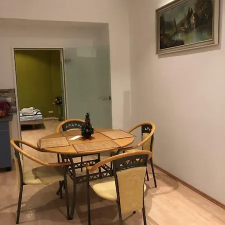 Apartment Harras Munich