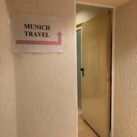 Apartment Harras Munich